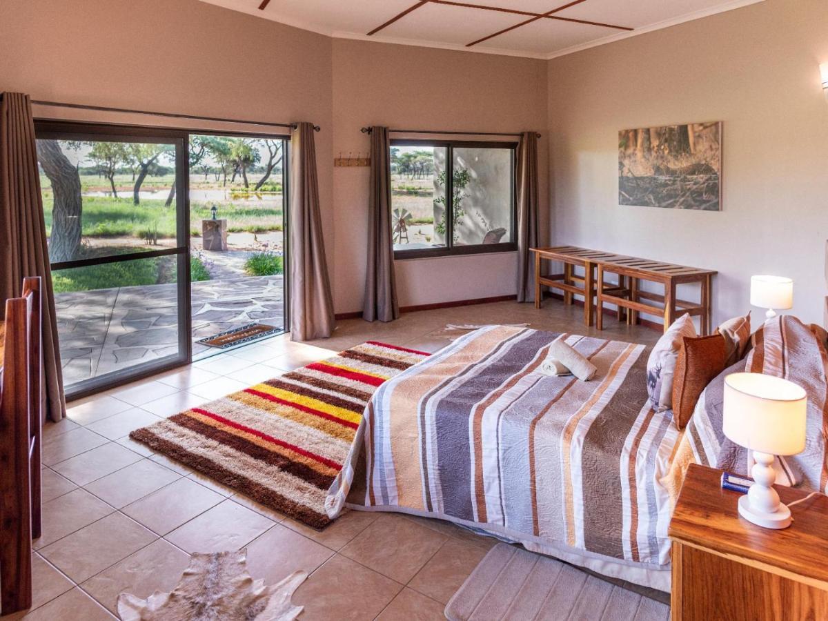 Africa Awaits Lodge & Safaris Gobabis Dış mekan fotoğraf
